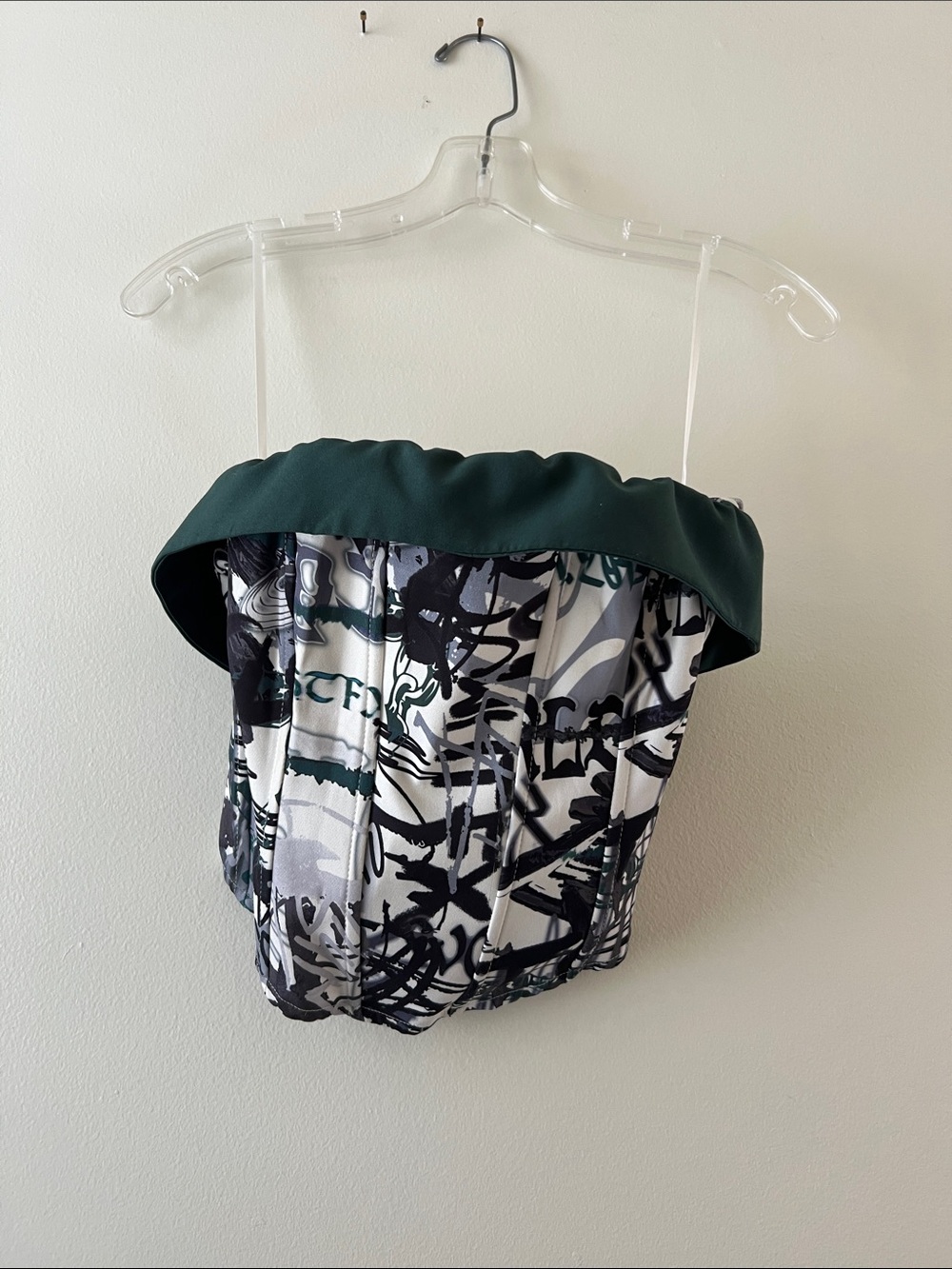 White Fox Boutique Strapless Bustier Top in Dark Green, Black and White